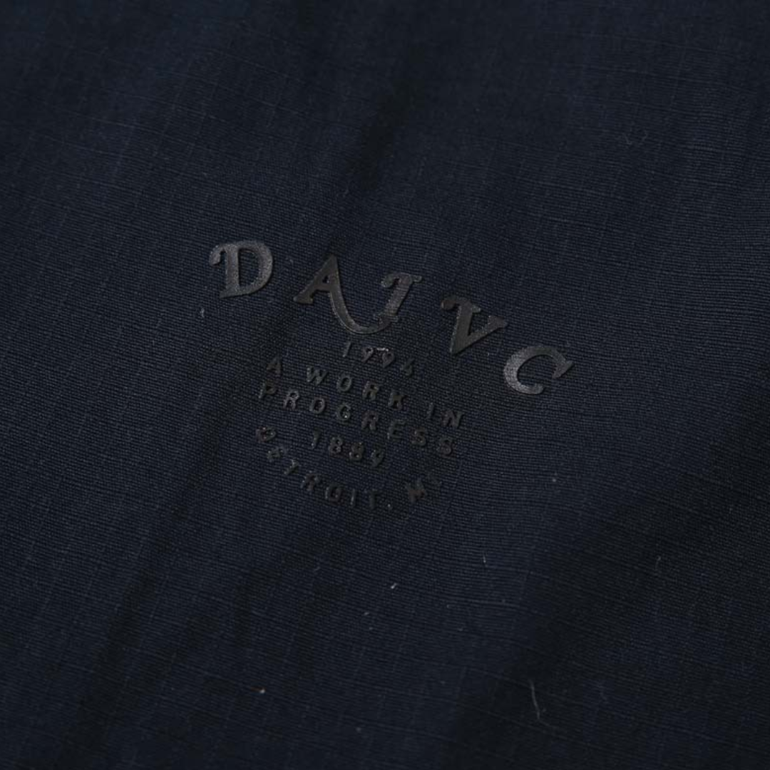 Drawstring hem logo print collared jacket N115