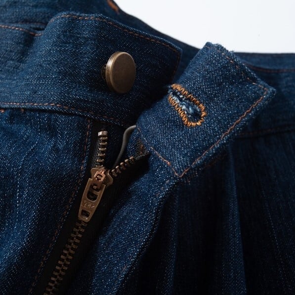 Drape tuck wide denim pants B326