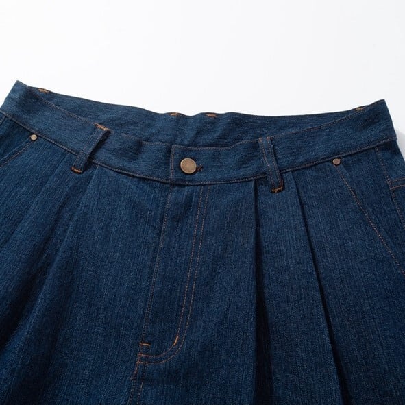 Drape tuck wide denim pants B326