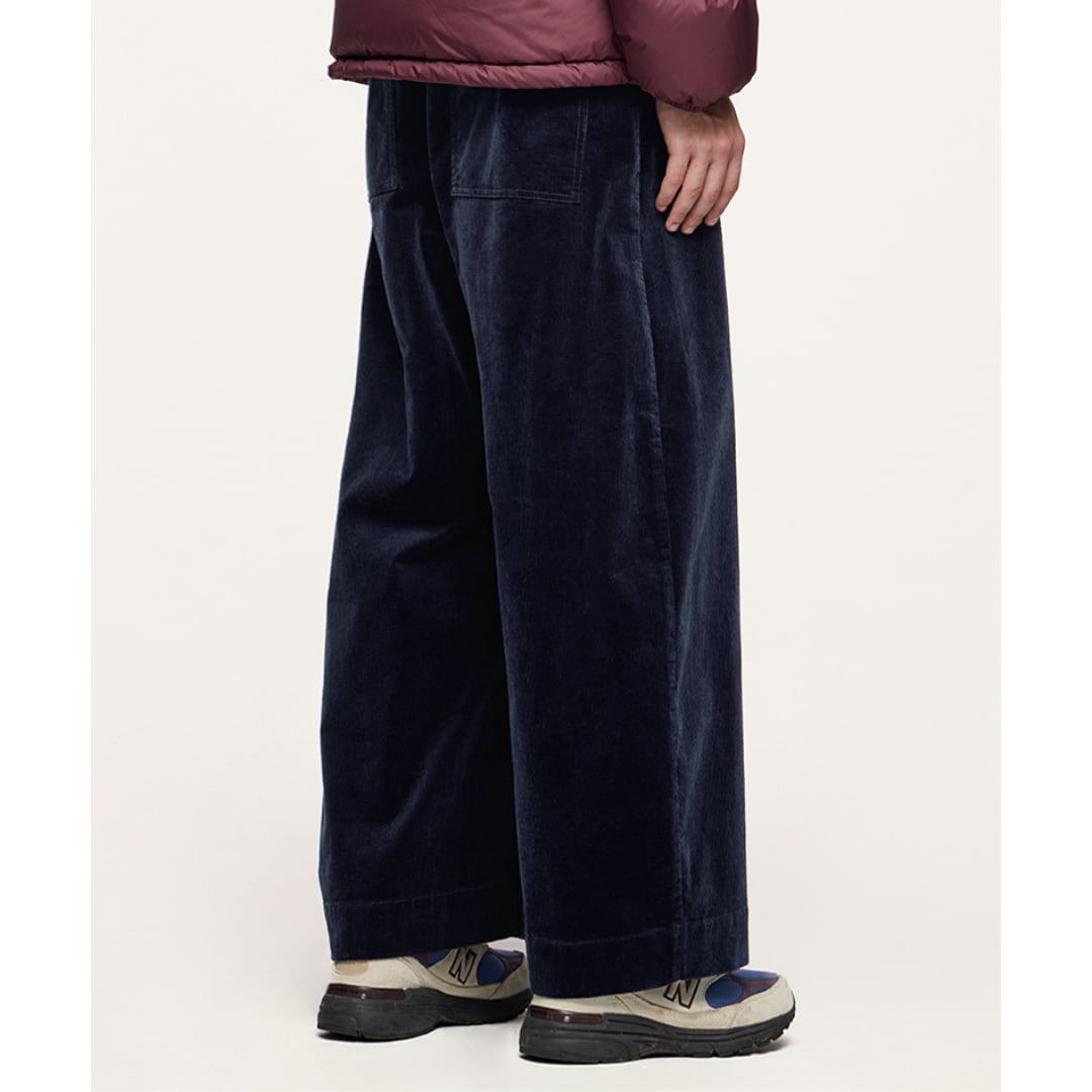ベロアコール リラックスストレートパンツ B638