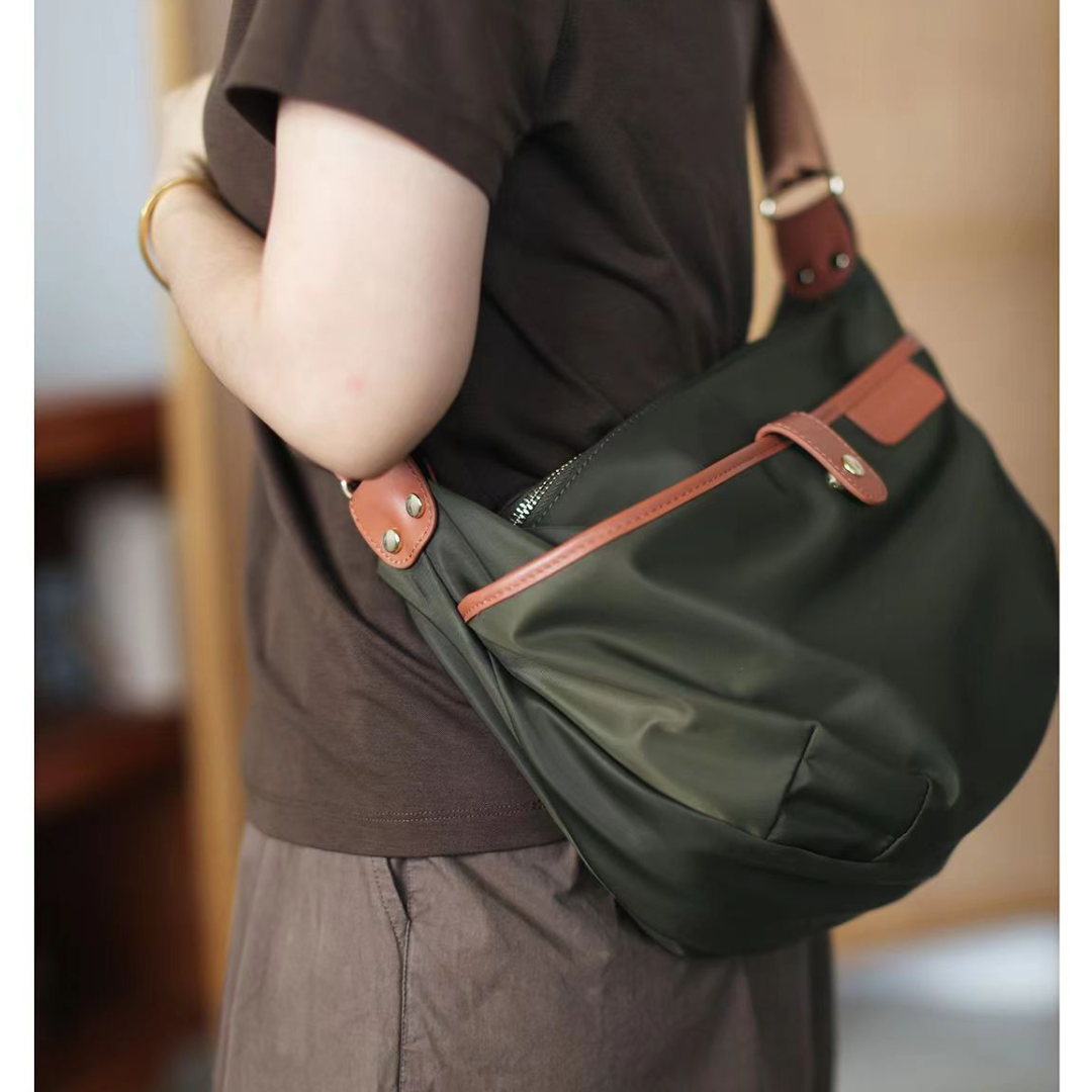 High density nylon shoulder bag N053