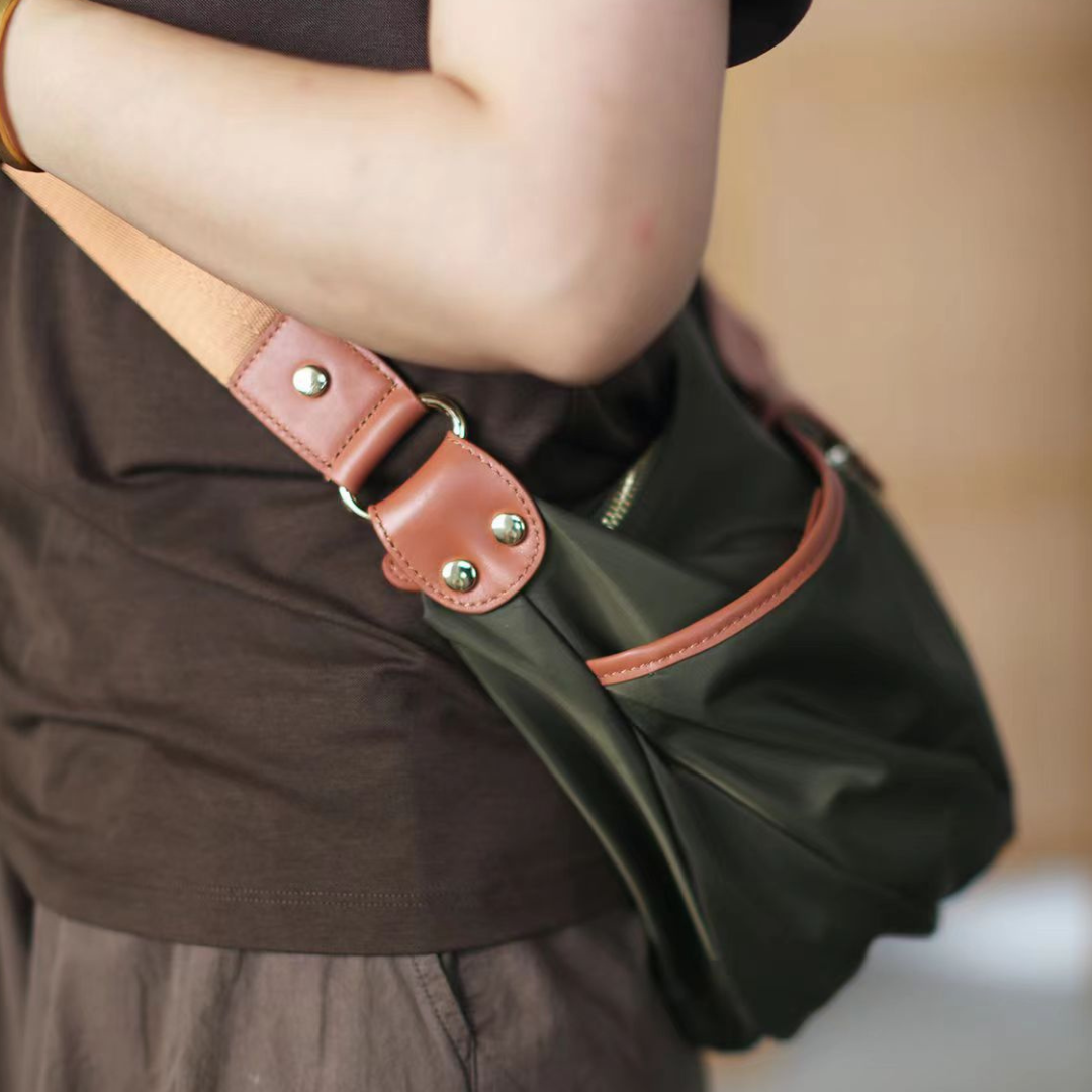 High density nylon shoulder bag N053