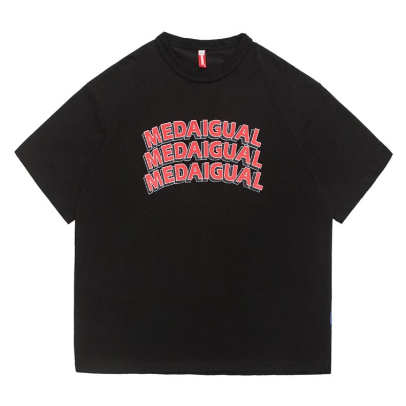 【MEDAIGUAL】ロゴプリントTシャツ B413