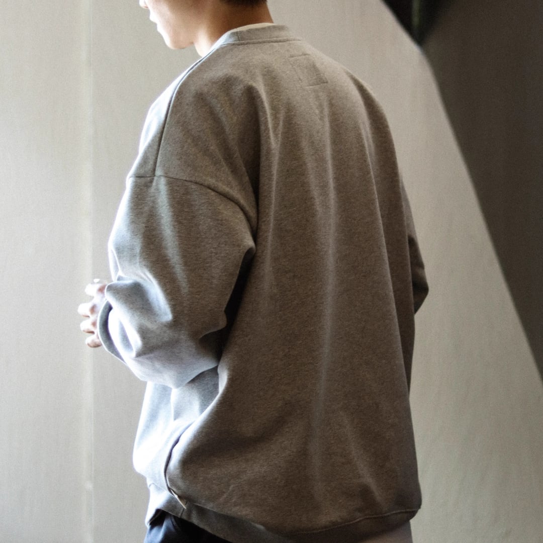 N. One point logo crew neck sweatshirt C222