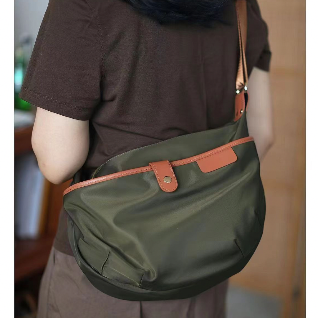 High density nylon shoulder bag N053