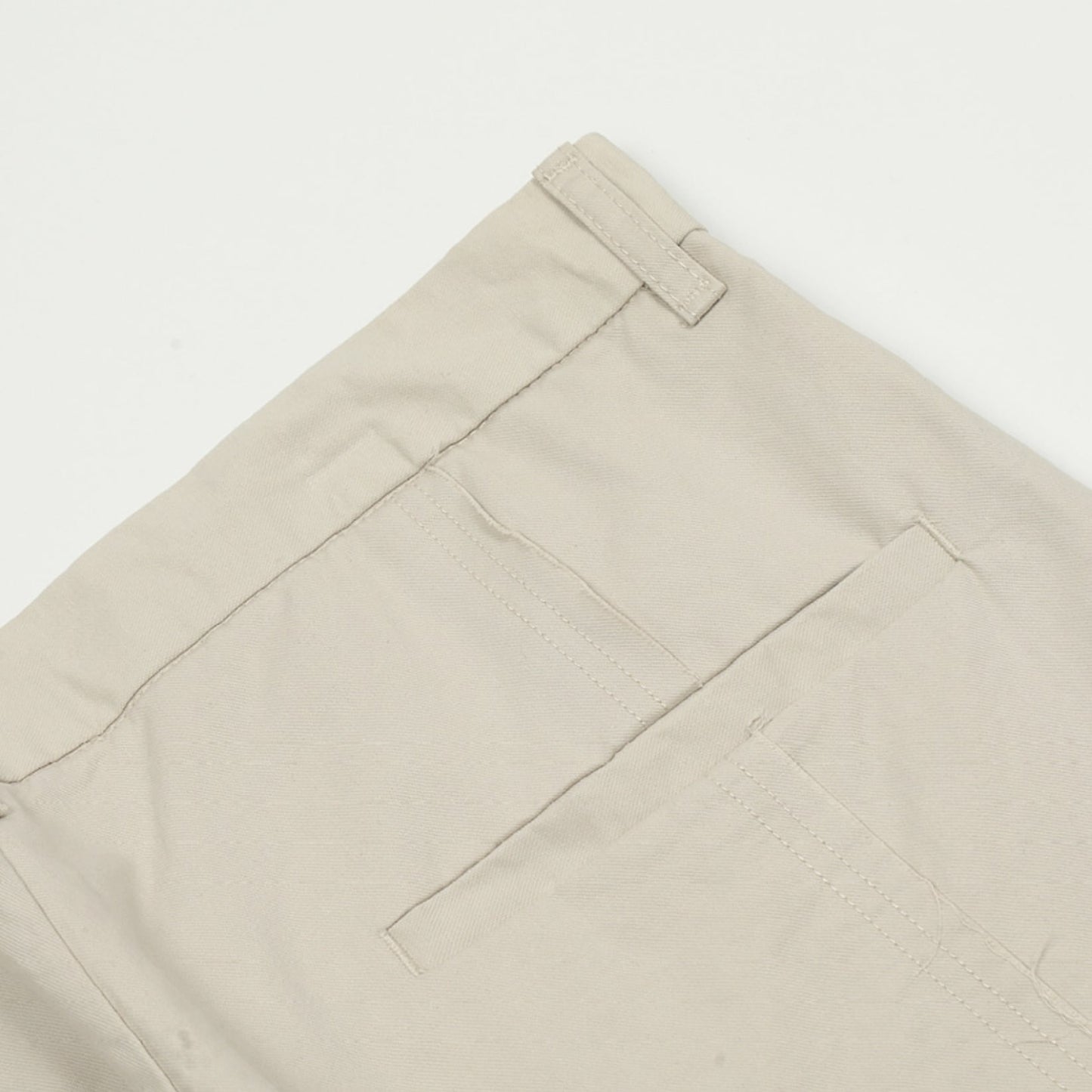 コンパクトツイル ストレートパンツ B606