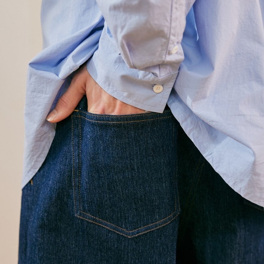 Drape tuck wide denim pants B326