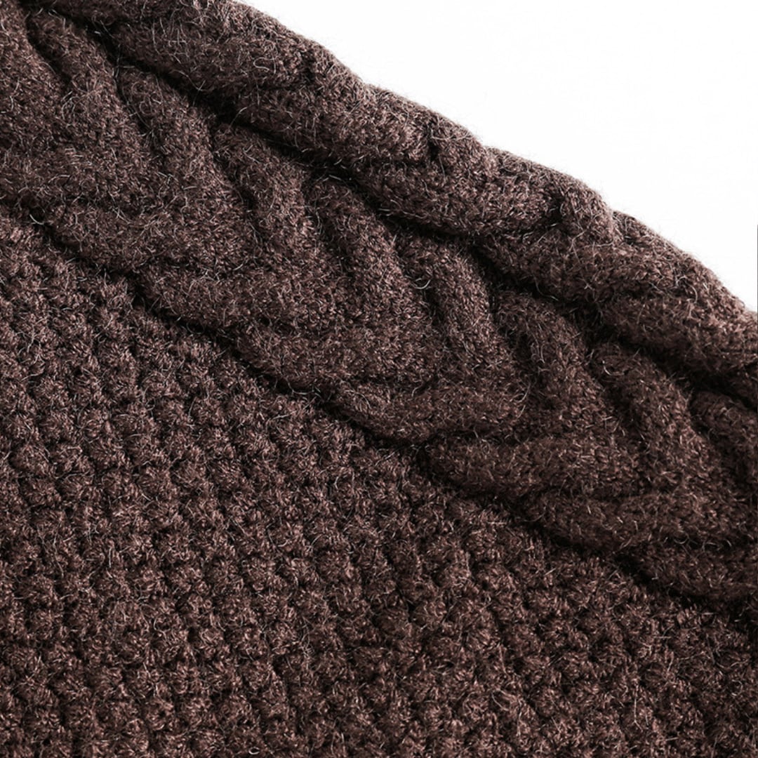 Cable knit crew cardigan B921