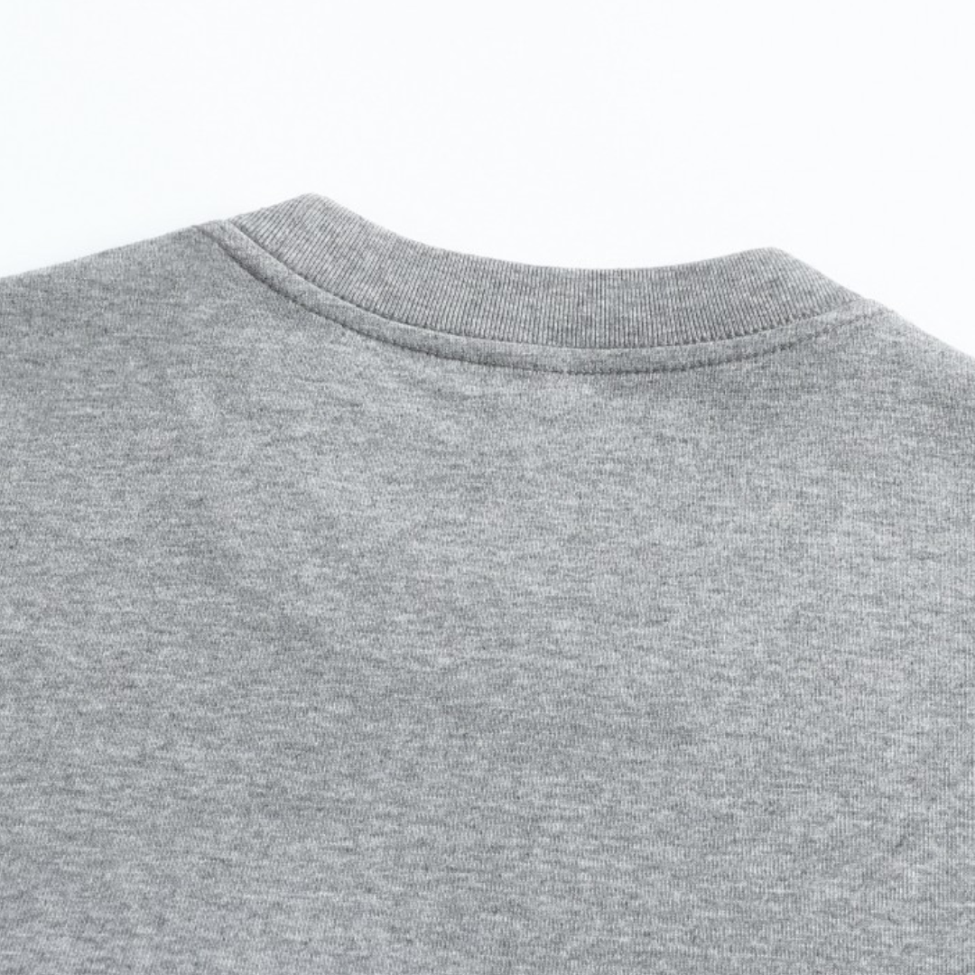 ワンポイントロゴ　フロントジップ　Tシャツ　N1618