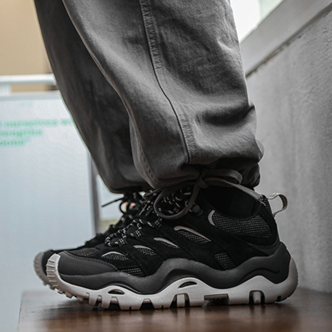 エアメッシュ　アーバン　スニーカー　N1108