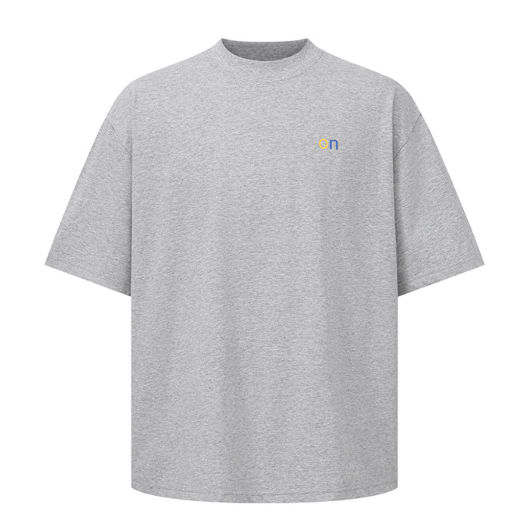 【on】クルーネック　プリントロゴTシャツ　N1622