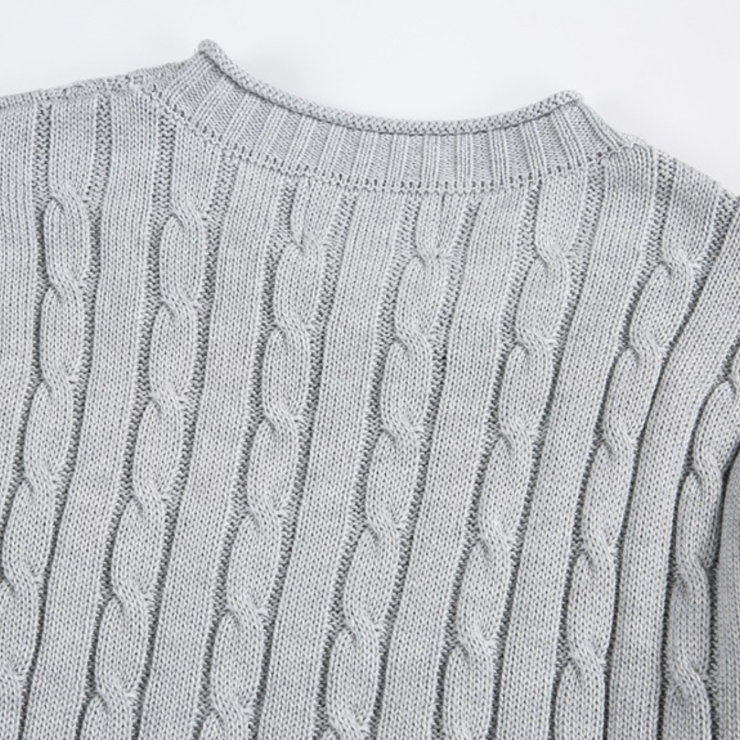 ケーブル編み　クルーネック　ニット　N1031