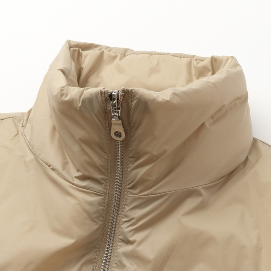 ホワイトダウン　スタンドカラー　ダウンジャケット　N1019