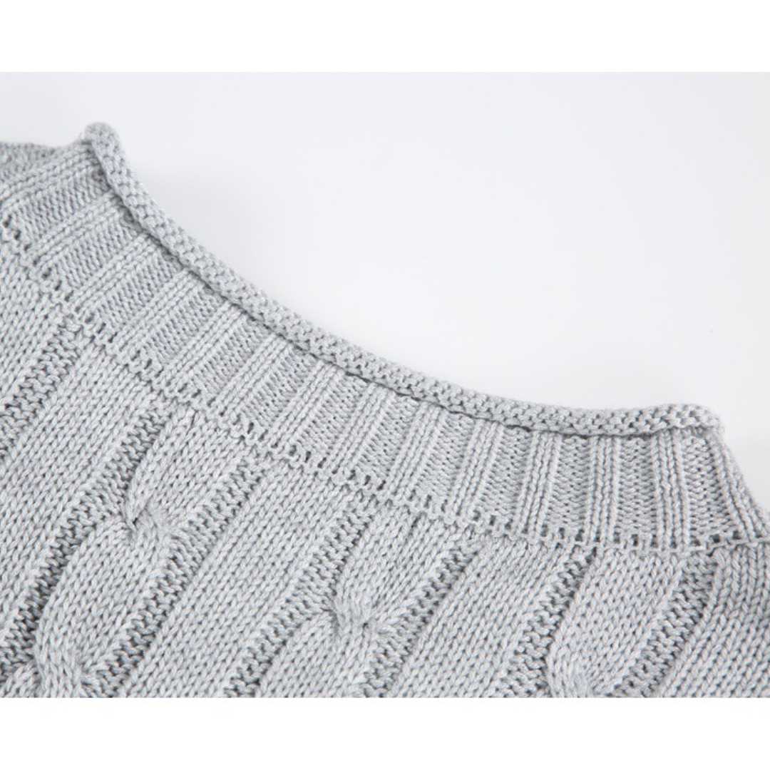 ケーブル編み　クルーネック　ニット　N1031