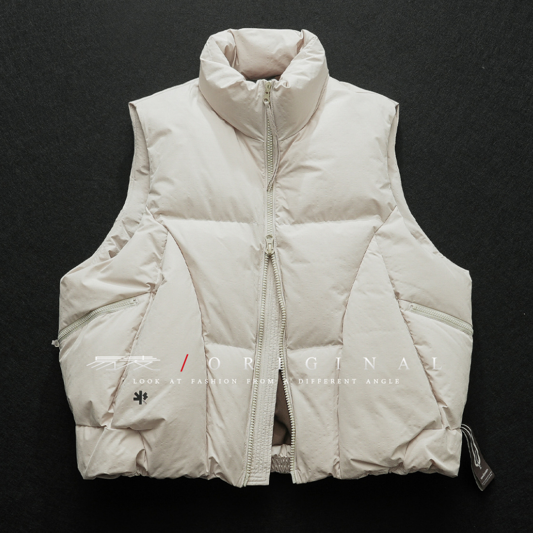 【Y.M.ORIGINAL】ホワイトダックダウン　ZIPスタンドカラー　ベスト　N871