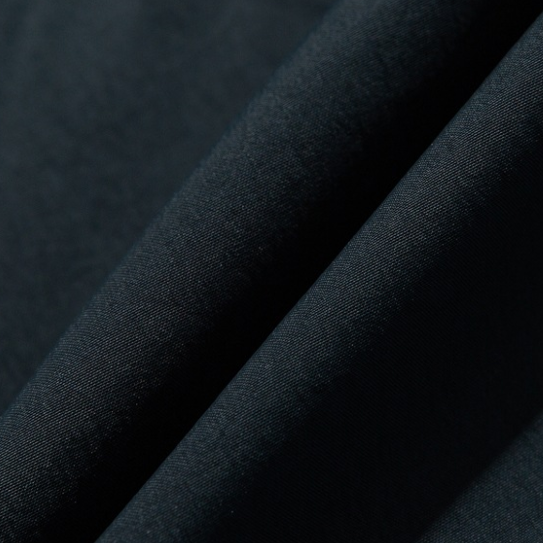 ホワイトダウン　パネル　ダウンベスト　N1023