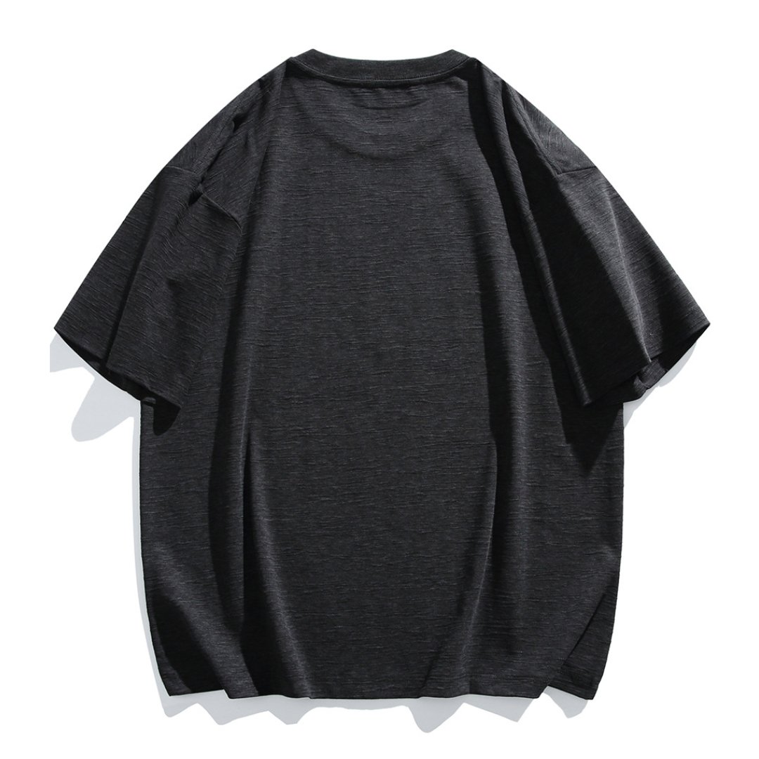 ×（B品の可能性たかいので見送り）立体ロゴ　クルーネック　カジュアルTシャツ　N1418