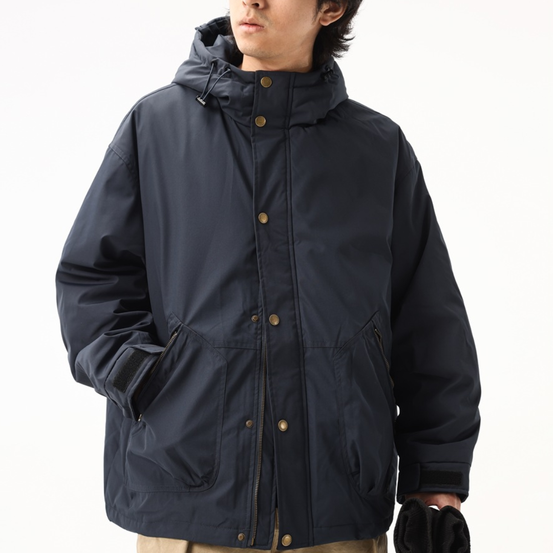 ホワイトダウン　スナップボタン　フードジャケット　N1022