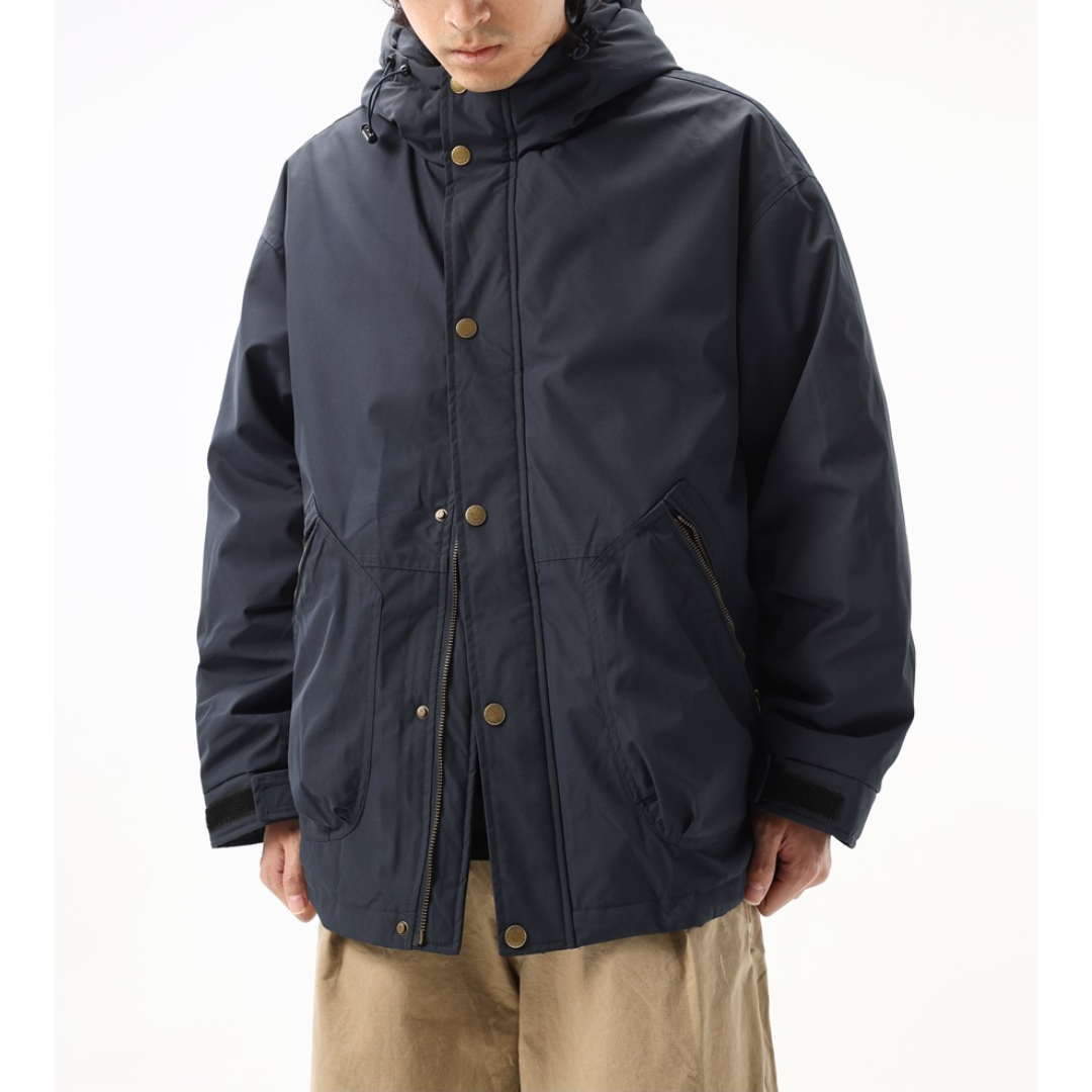 ホワイトダウン　スナップボタン　フードジャケット　N1022