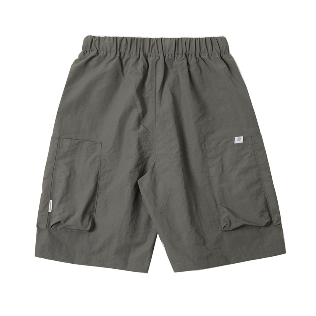 ナイロン　フロントバックル　ショートパンツ　N1604