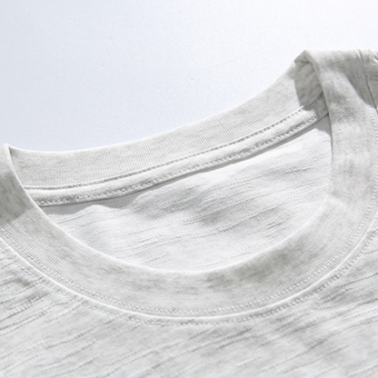 ×（B品の可能性たかいので見送り）立体ロゴ　クルーネック　カジュアルTシャツ　N1418