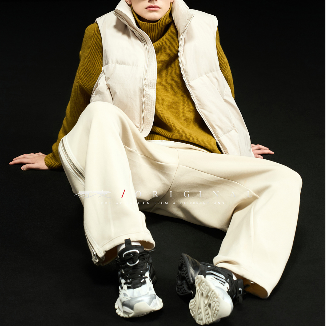 【Y.M.ORIGINAL】ホワイトダックダウン　ZIPスタンドカラー　ベスト　N871