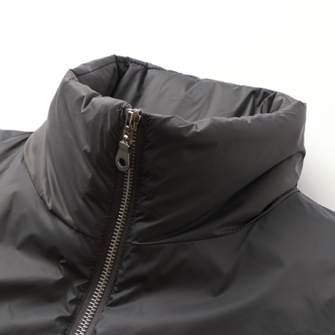 ホワイトダウン　スタンドカラー　ダウンジャケット　N1019