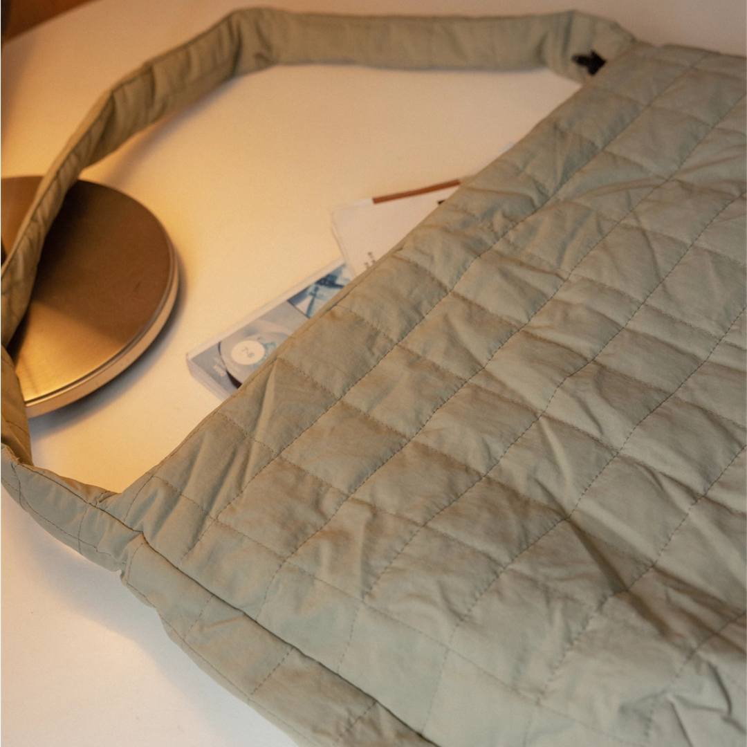 Quilted Big Shoulder Bag N710