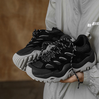 エアメッシュ　アーバン　スニーカー　N1108