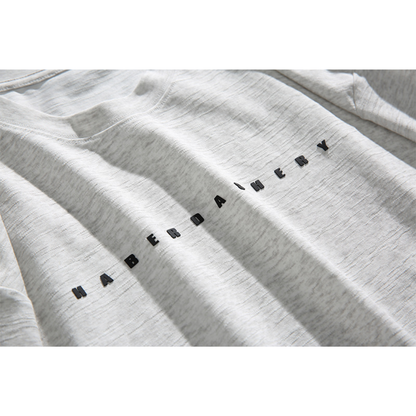 ×（B品の可能性たかいので見送り）立体ロゴ　クルーネック　カジュアルTシャツ　N1418