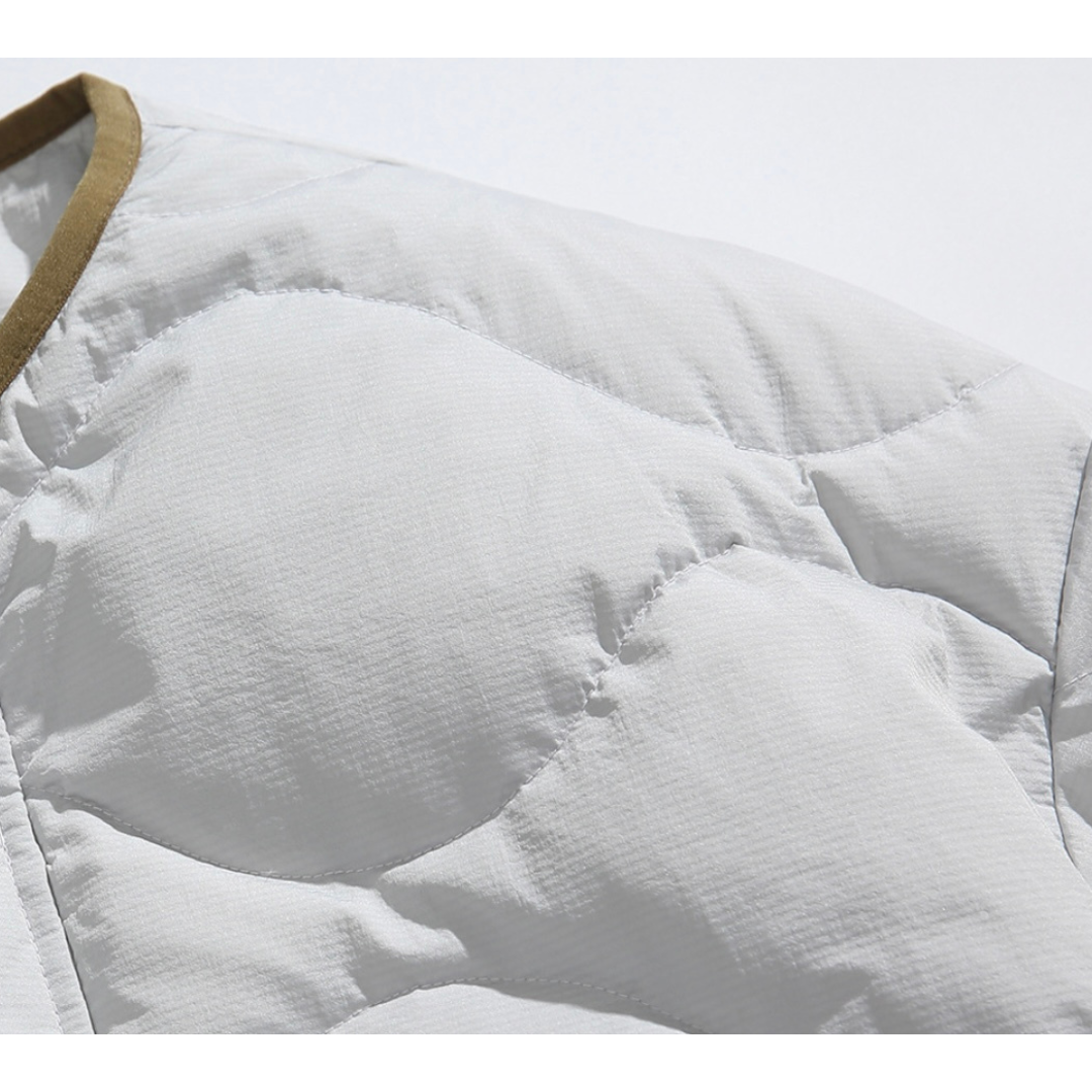 ホワイトダウン　キルティング　ジャケット　N830