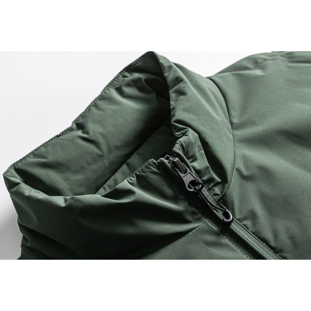 ホワイトダウン　スタンドジップ　ジャケット　N956