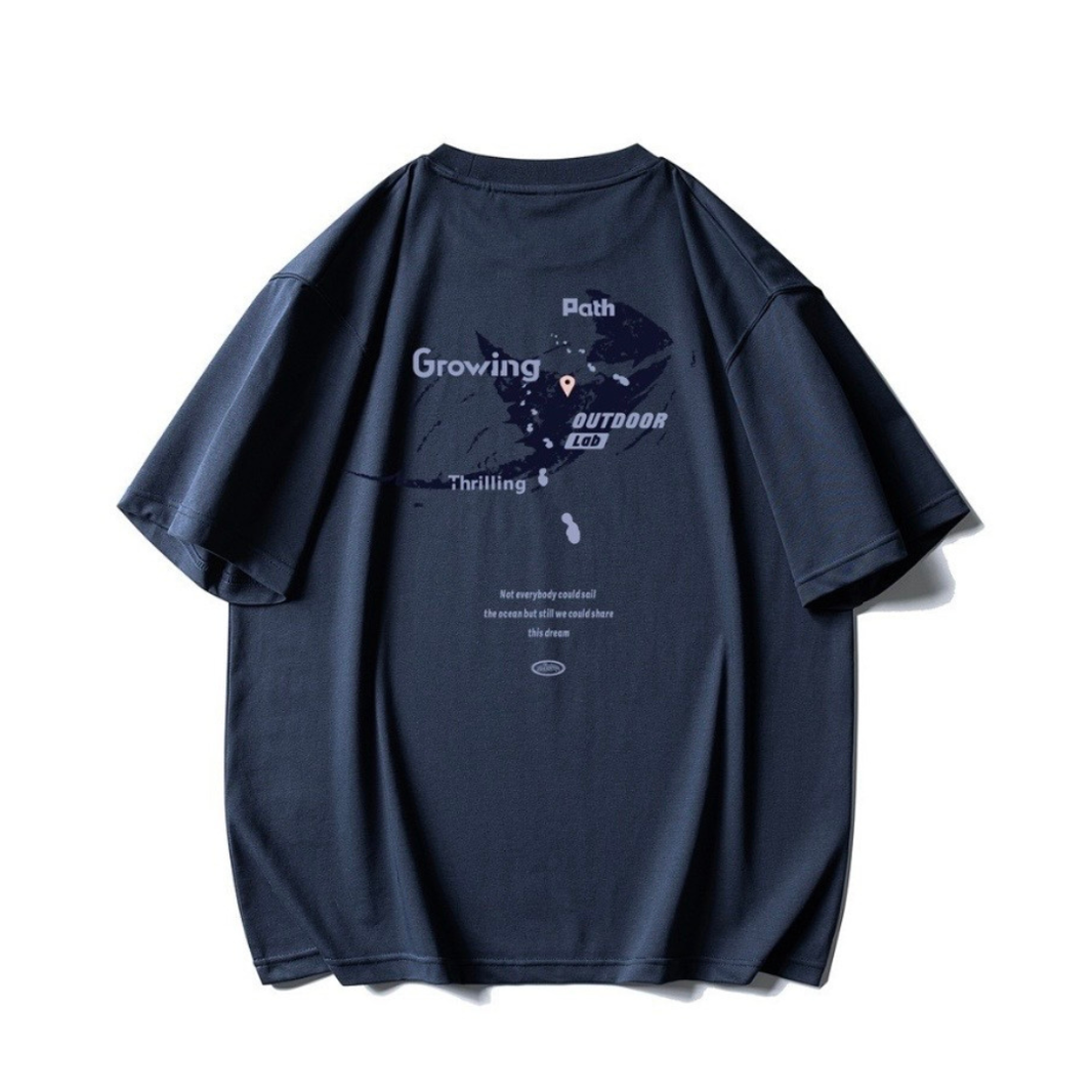 【BLACKALMADA】プリントTシャツ　N1547 ネイビーブルー