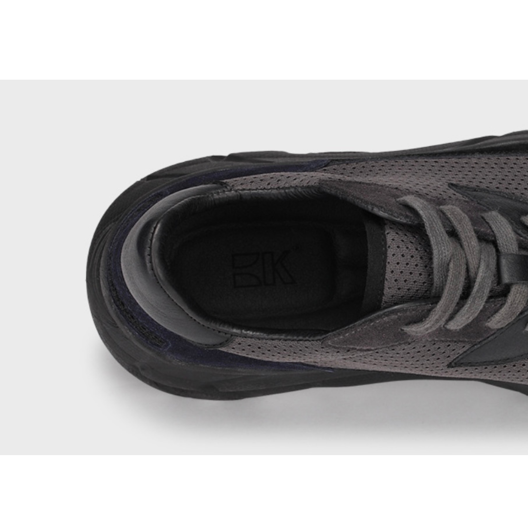 ボリュームソール　ダークトーン　スニーカー　N1136