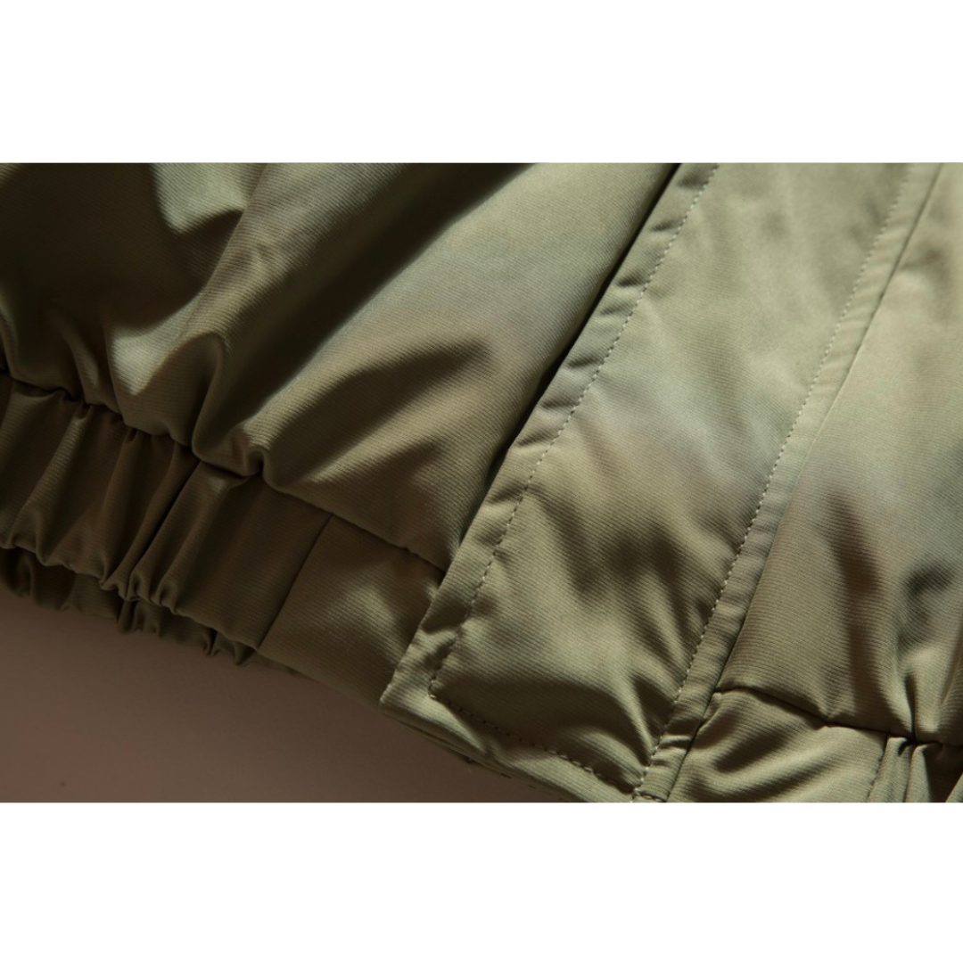 ホワイトダウン　ミリタリー　スタンドジャケット　N950