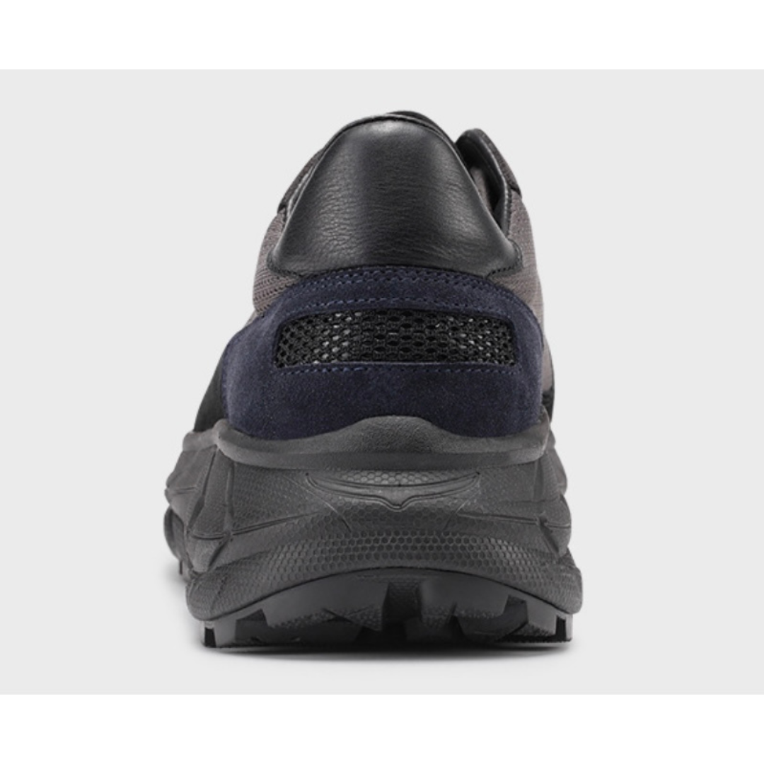 ボリュームソール　ダークトーン　スニーカー　N1136