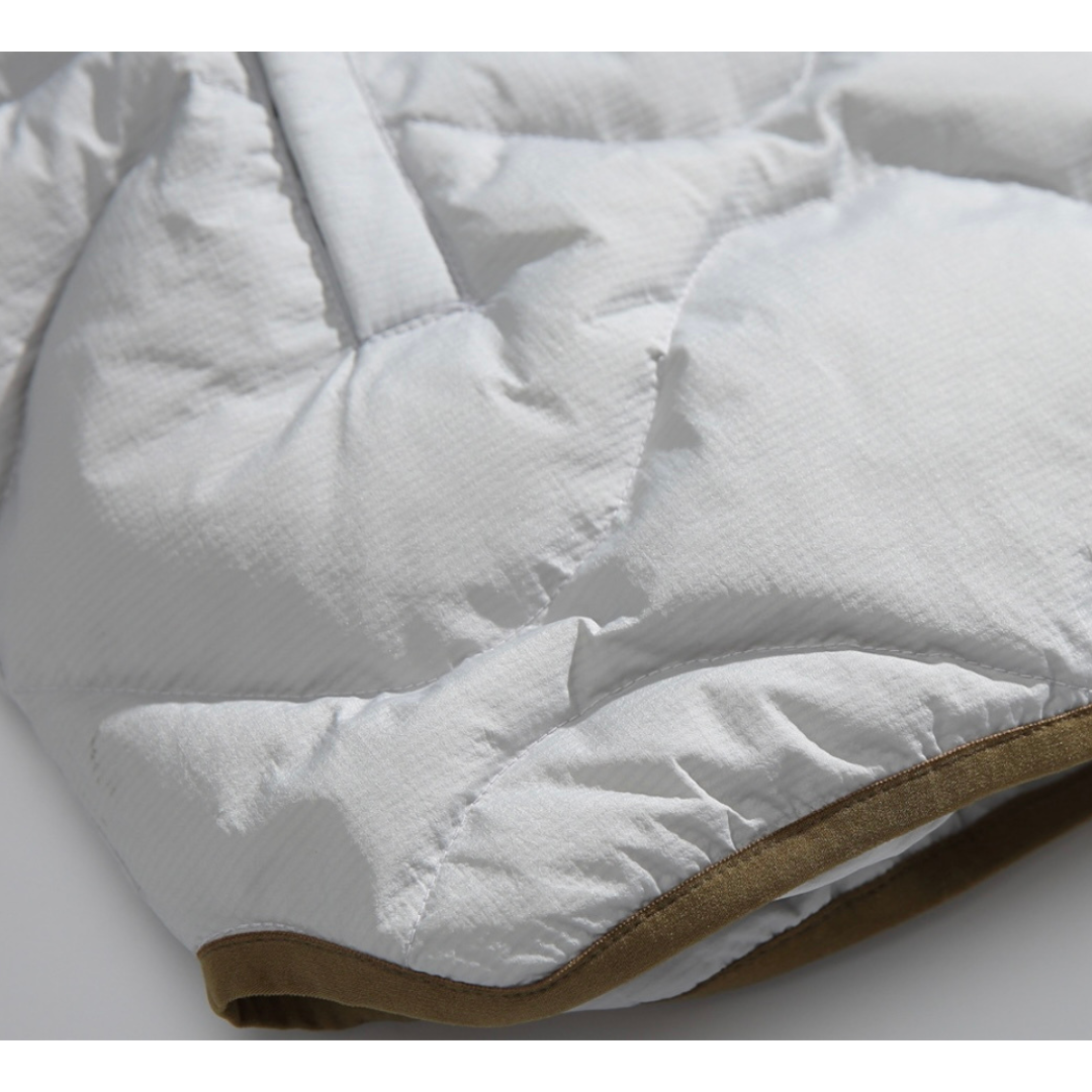 ホワイトダウン　キルティング　ジャケット　N830