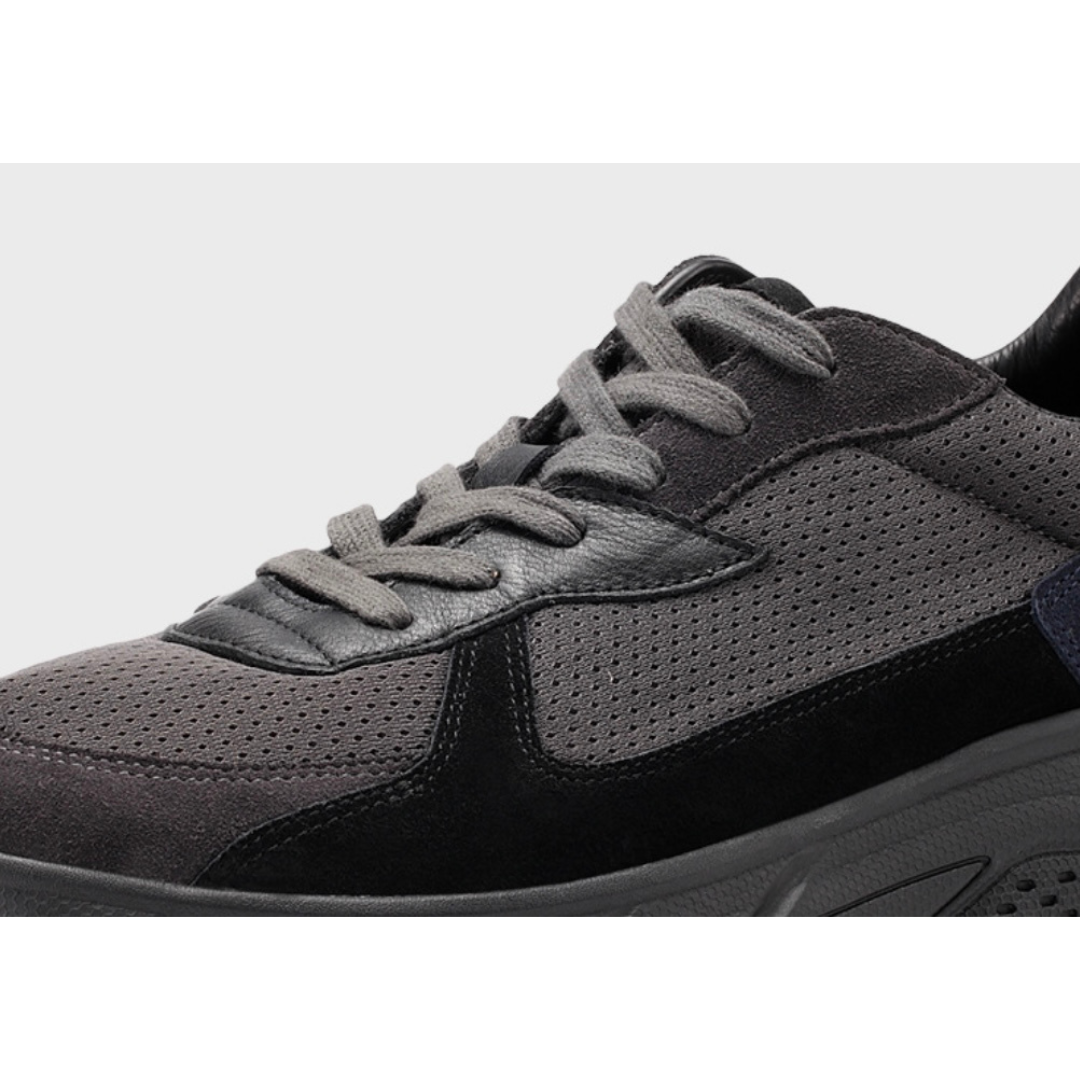 ボリュームソール　ダークトーン　スニーカー　N1136