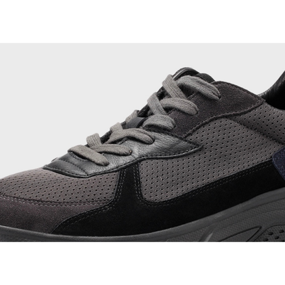 ボリュームソール　ダークトーン　スニーカー　N1136