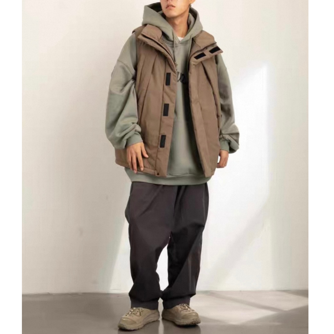 ソロナ　パテッドスタンドカラー　ベスト　N928