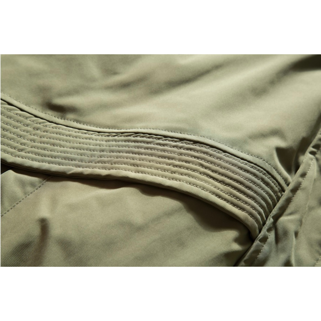 ホワイトダウン　ミリタリー　スタンドジャケット　N950