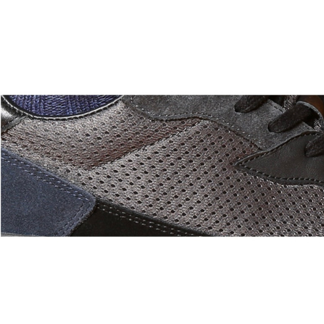 ボリュームソール　ダークトーン　スニーカー　N1136