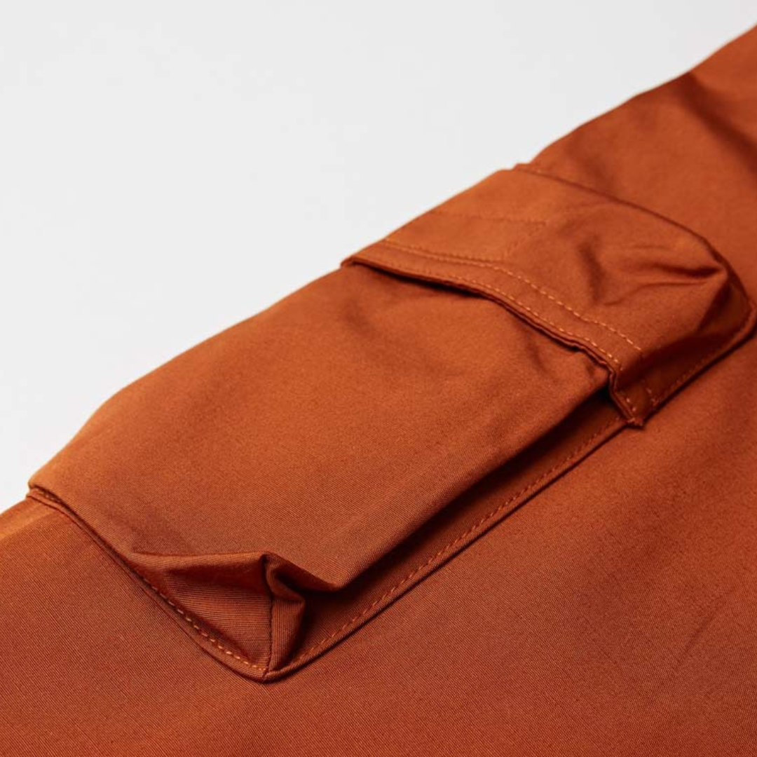 カーゴポケット　ダウン　フードジャケット　N877