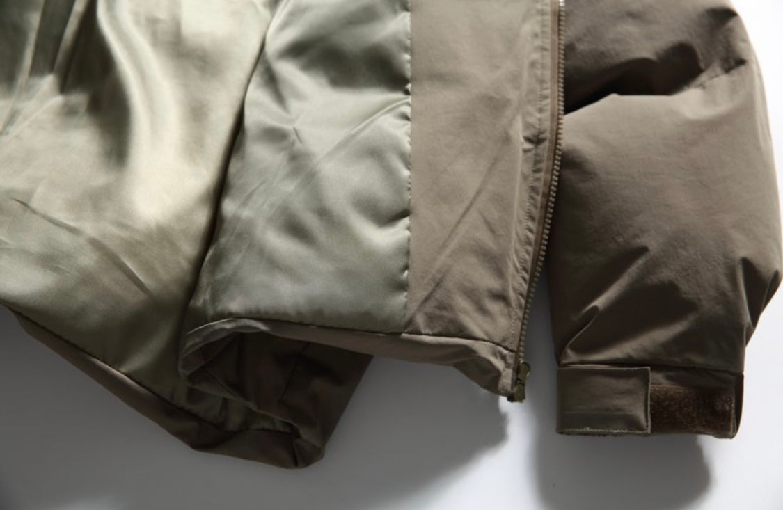 ボリューム　パテッド　フードジャケット　N988