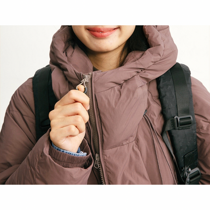 ホワイトダウン　ナイロン　フードジャケット　N955