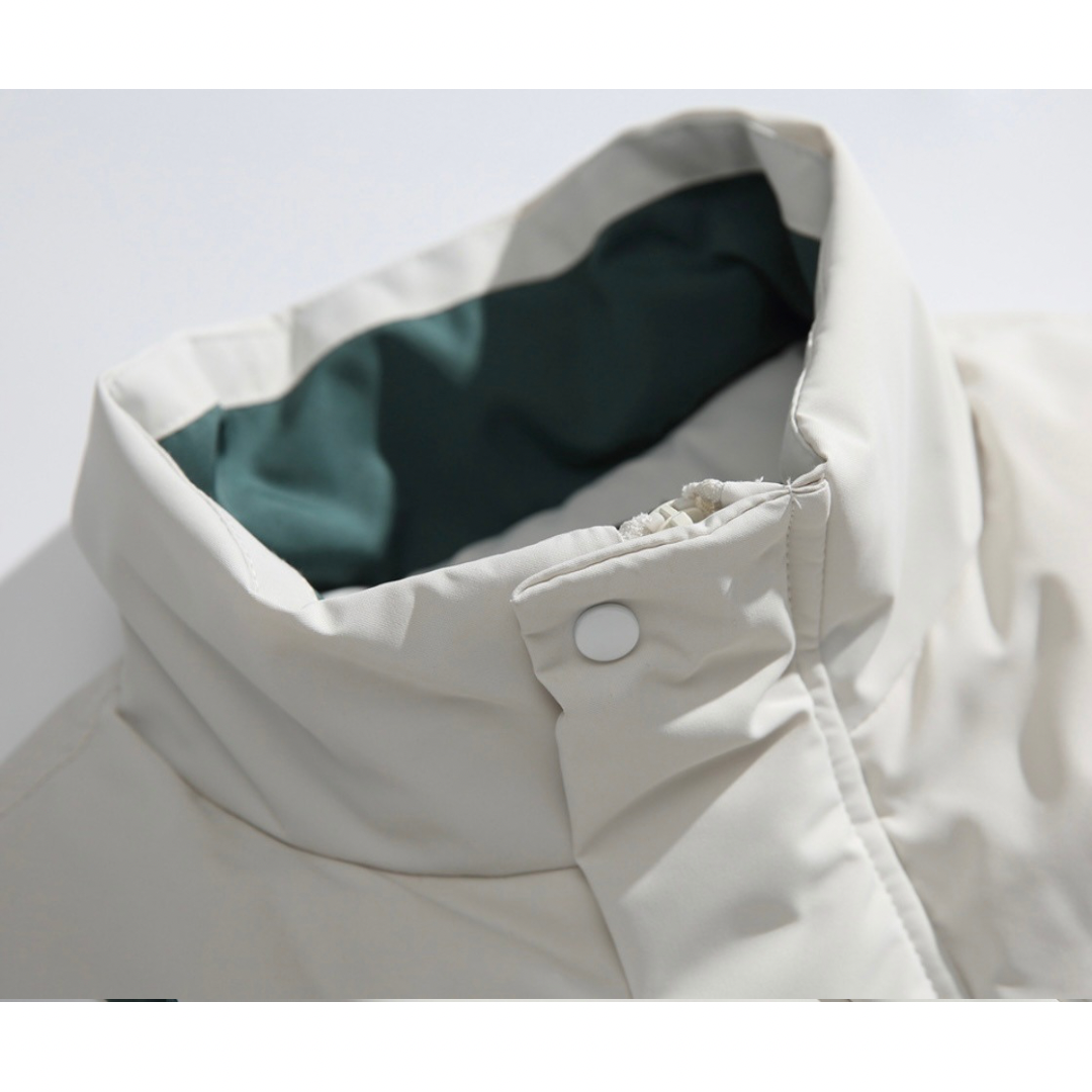 ホワイトダウン　マウンテン　ベスト　N831