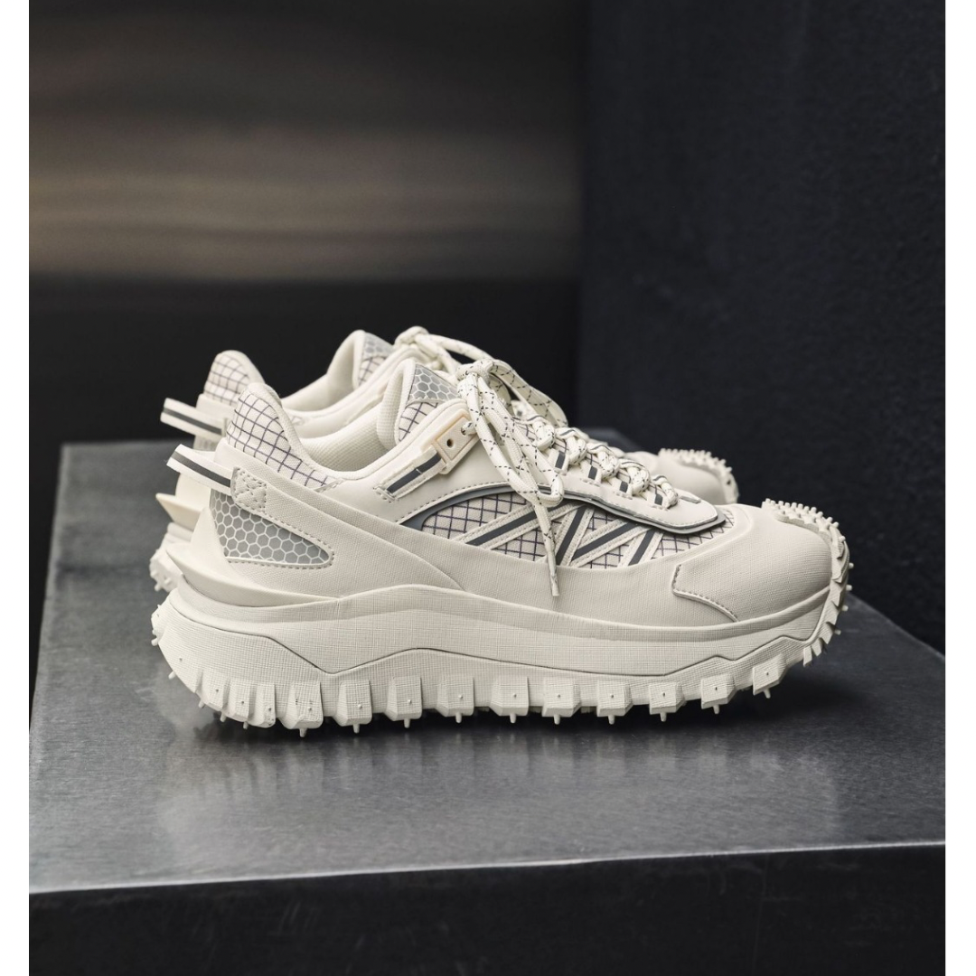 ニードルソール　スニーカー　N1132