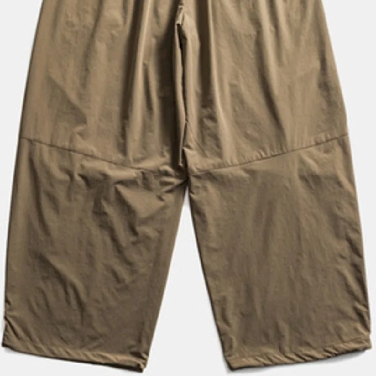 ストレッチナイロン　タックバルーンパンツ　N1945